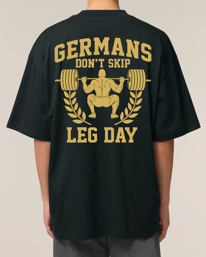 Germans Don’t Skip Leg Day Pump Cover schwarzes Oversized Gym Shirt Teeflix