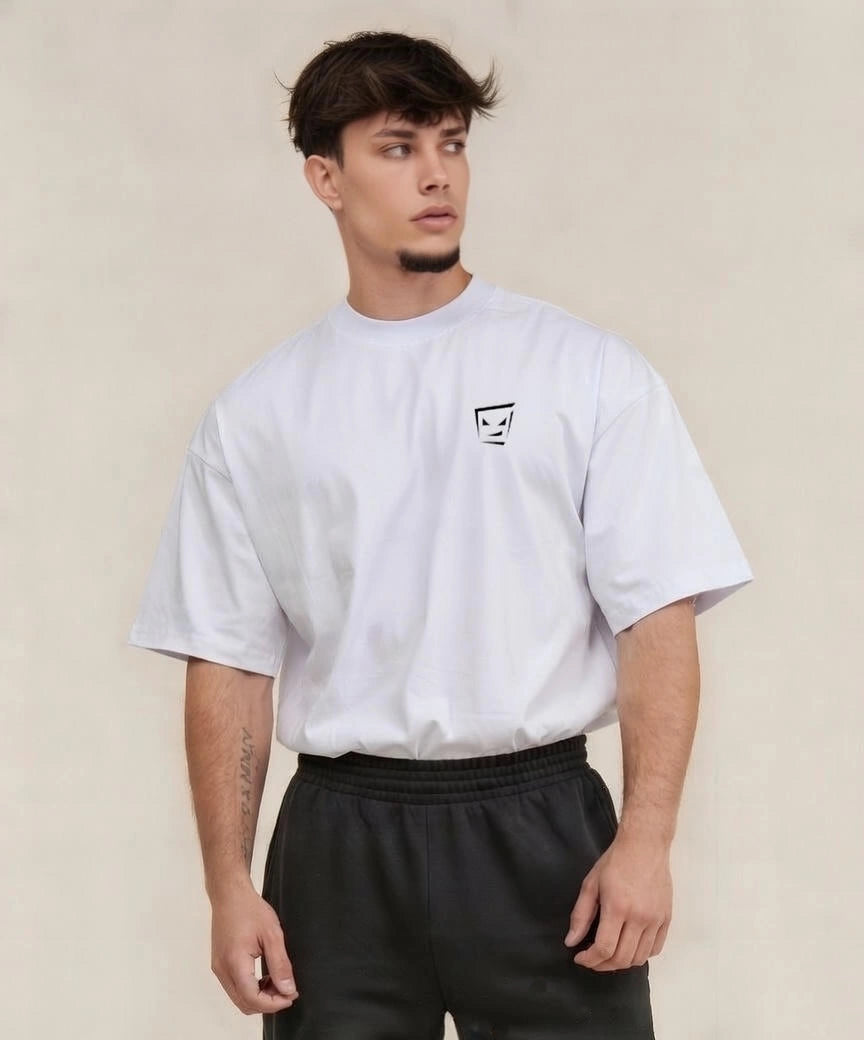 Oversized T-Shirt – Statement