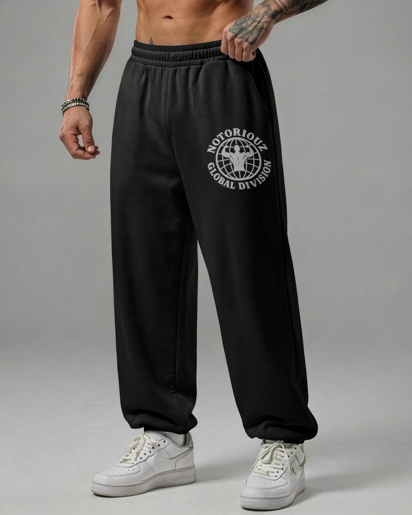 GLOBAL JOGGER BLACK